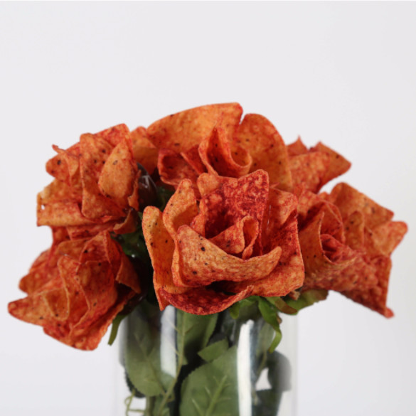 Roses-Ketchup-Saint-Valentin-Doritos-02