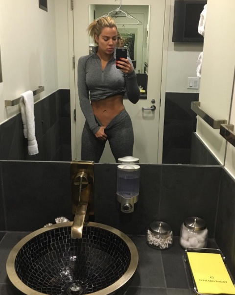 khloe
