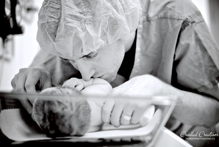 fathers-day-baby-photography-14-5763a30545c7e__700